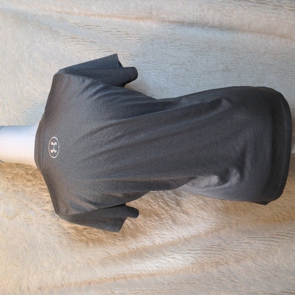 Under Armour WMNS Grey V Neck Athletic Fit Short Sleeve Sports Workout - Picture 3 of 8